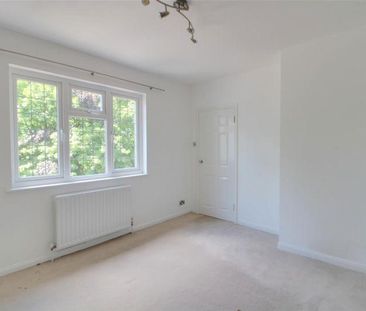 5 bedroom detached house to rent - Photo 5