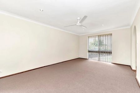 32 Ricketts Court, - Photo 3