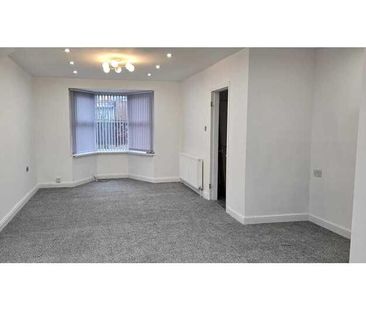 3 bedroom end of terrace house to rent - Photo 6
