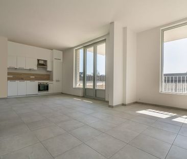 Appartement te huur - Photo 1