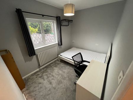 3 bedroom house - Photo 3