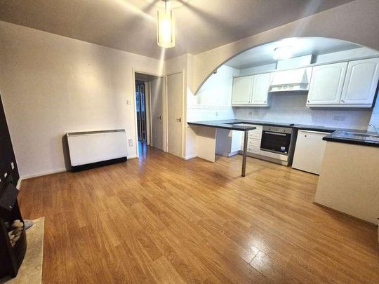 Exeter Drive, Tamworth, B79 - Photo 1