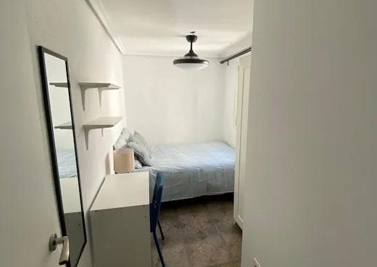 Carrer San Edesio, Manises, Valencian Community 46940