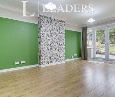 3 bedroom house to rent Piers Road, Glenfield, Leicester, Leicester... - Photo 2