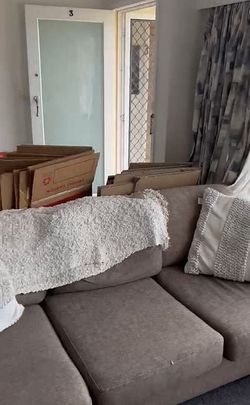 2BR Belmont Apartment! - Photo 1