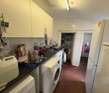 1 bedroom property to rent - Photo 6