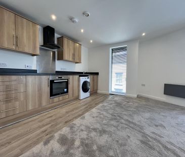 2 bedroom flat to rent - Photo 3