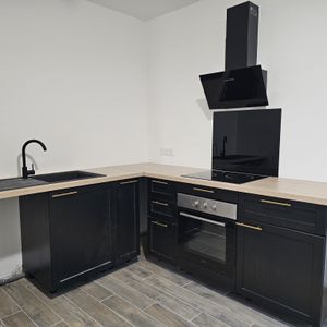 Location Appartement 2 pièces 47m² VITROLLES 13127 - Photo 2