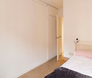 Passeig de Manuel Girona, Barcelona, Catalonia 08034 - Photo 4