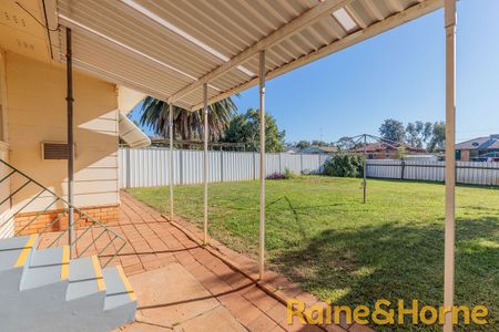 29 Yulong Street, Dubbo, NSW 2830 - Photo 4