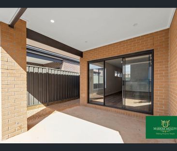 Modern Living in a Prime Truganina Location - Photo 5