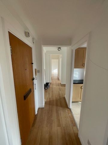 2 Bed Flat, Ashford Court, NW2 - Photo 3