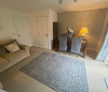 3 bedroom end of terrace house to rent - Photo 2