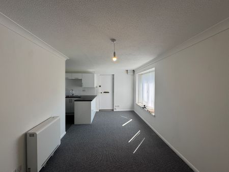 1 bed house to rent in Allington Close, Taunton, TA1 - Photo 4