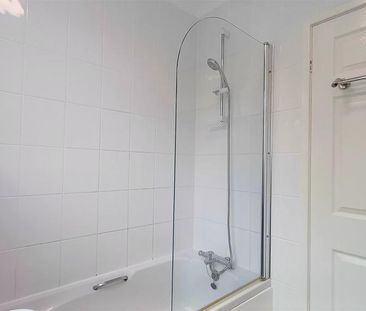 2 bedroom semi-detached bungalow to rent - Photo 6