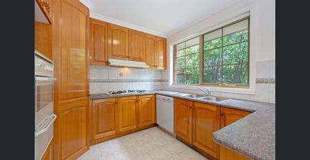 Spacious 3-Bedroom Villa Unit in Prime Location! - Photo 5