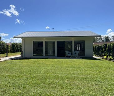 Modern Fully Furnished Cottage in Tranquil Bush Setting - Photo 6