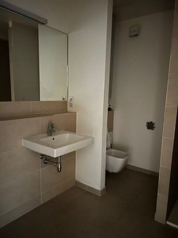 Barrierefreie 2-Zimmer-Wohnung mit Balkon – Zentrale Lage ! - Photo 4