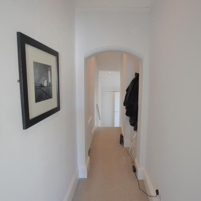 3 bedroom flat to rent - Photo 1