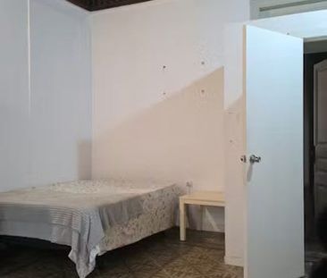 Travessera de Gràcia, Barcelona, Catalonia 08025 - Photo 2