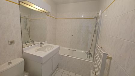 location Appartement T1 DE 25.5m² À BOULOGNE - Photo 4