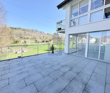 MIT WINTERGARTEN UND TERRASSE - Foto 2