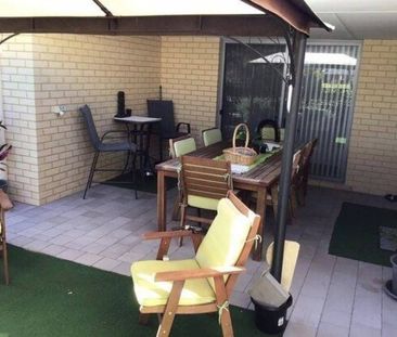 Secret Harbour Family Home - Photo 1