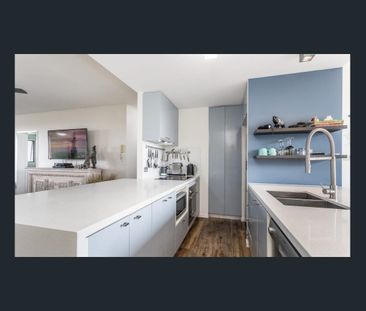 25 Dix Street, Redcliffe, Qld 4020 - Photo 4