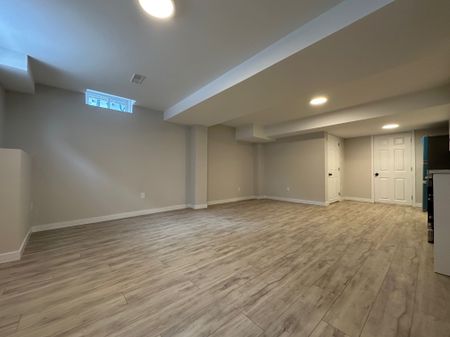 For Lease - 58 Moore Place Unit# B, Barrie, Ontario - Photo 5