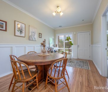 Charming Family Home in Sunbury - Photo 3