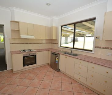 3 bedroom home - Photo 5