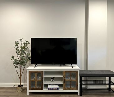 For Lease - 49 Leslie Street Unit# Bsmt, Toronto, Ontario - Photo 5