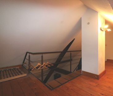 * SCHUCKELIGES NEST FUER SINGLES IN DER City! 1-ZIMMER Mansarden-Ap... - Foto 6