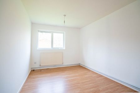 2 bedroom flat to rent, Available unfurnished from 15/01/2025 - Photo 4