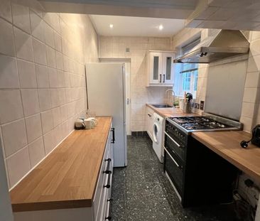 Room in a Shared House, Chalfont Avenue, HA9 - Photo 4