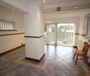 Greenfield Road, Saltash, PL12 - Photo 6