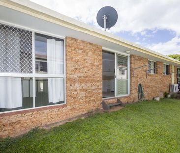 Bright & Airy 2-Bedroom Villa - Photo 5