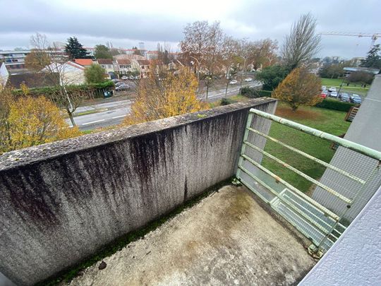Studio Poitiers – La Plaine – 34.53 m2 - Photo 1