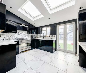 Spelthorne Lane, Ashford, TW15 - Photo 4