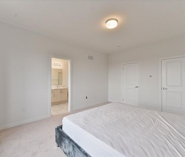 For Lease - 78 Tipp Drive, Richmond Hill, Ontario - Photo 4