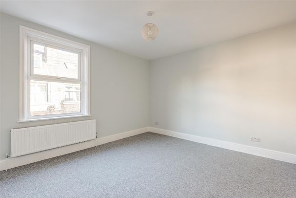 Tapton Bank, Crosspool, Sheffield - Photo 1