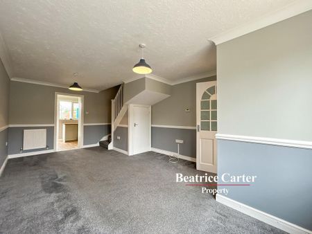 2 bedroom end of terrace house to rent - Photo 4