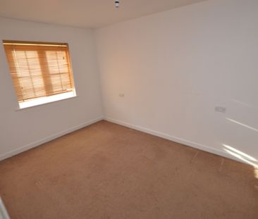 3 Bedroom Town House - Photo 4