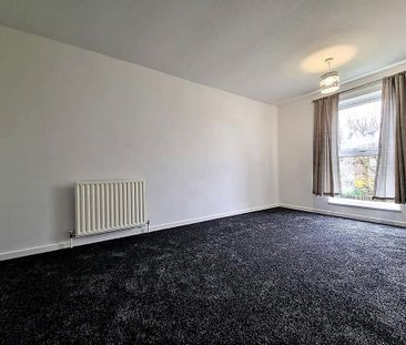 3 bedroom end of terrace house to rent - Photo 3