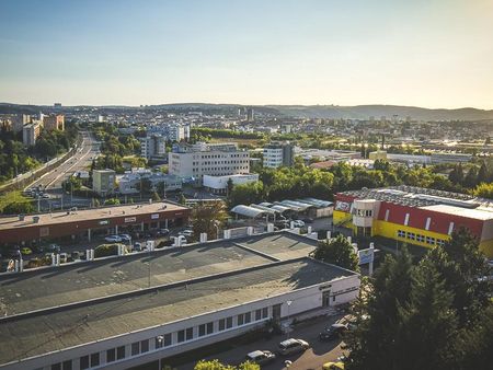 Pronájem bytu 1+kk 23 m2 - Fotografie 4
