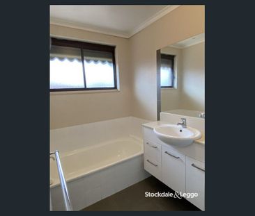 CONVENIENT LIVING NEAR GV HEALTH & LOCAL SHOPS - Photo 4