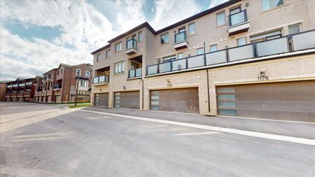 For Lease - 1176 Wheat Boom Drive, Oakville, Ontario - Photo 5