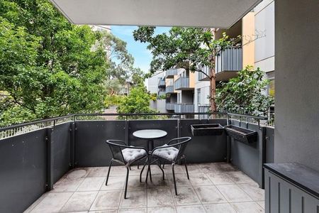 213/40 Altona Street, Kensington VIC 3031 - Photo 2