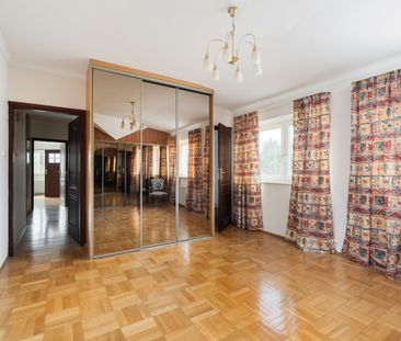 Dom z ogrodem na Kabatach - Фото 1