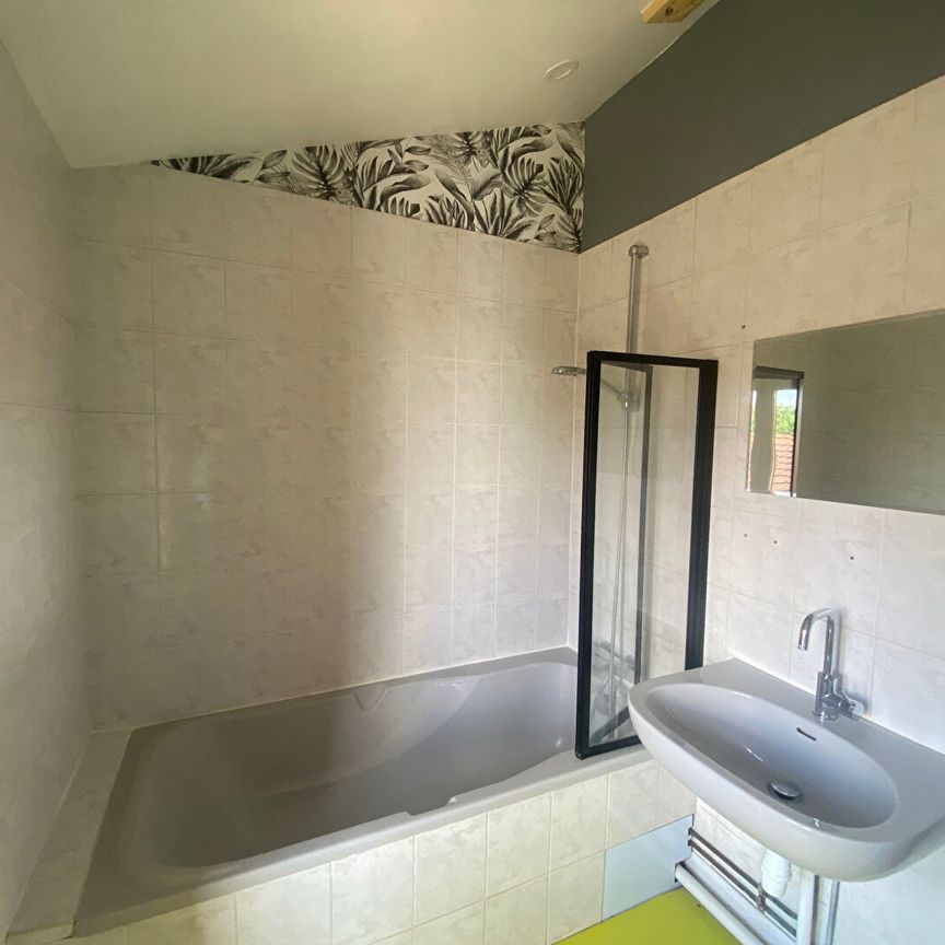 Location Maison 4 pièces 110m² - Photo 1
